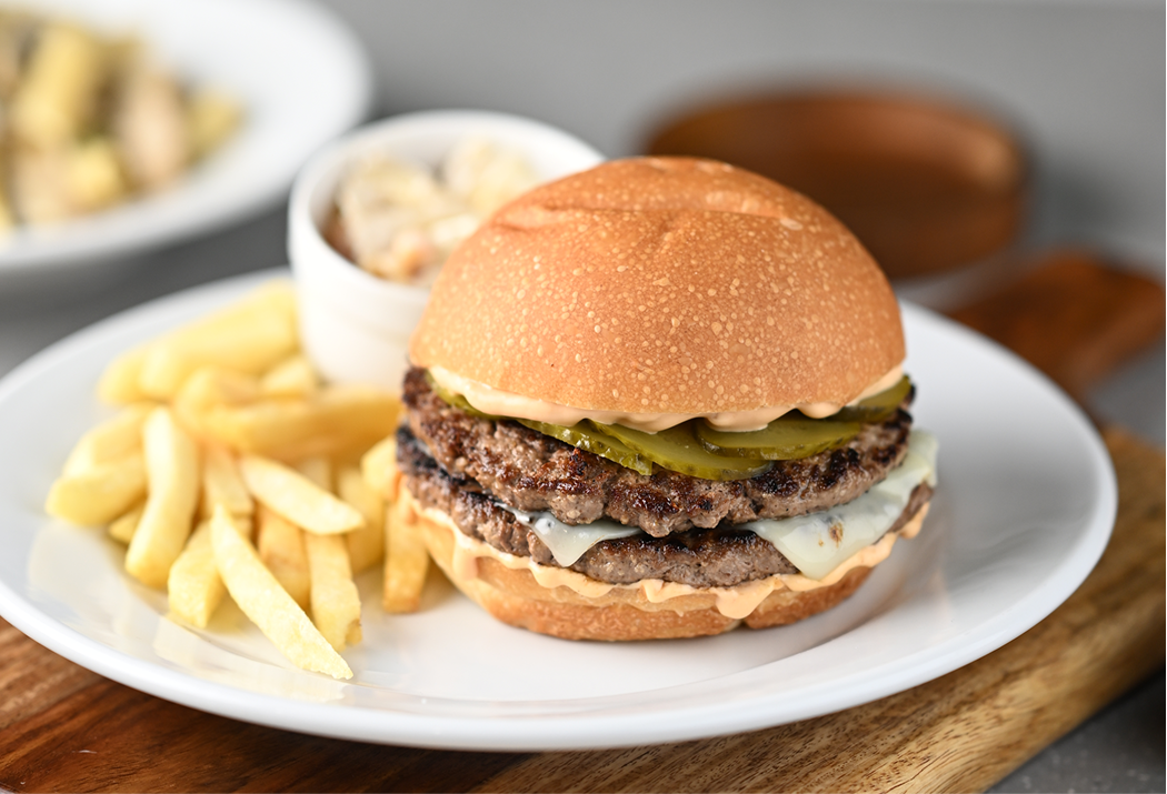 Best Beef Burger in Karachi Try Ideas Café 2025